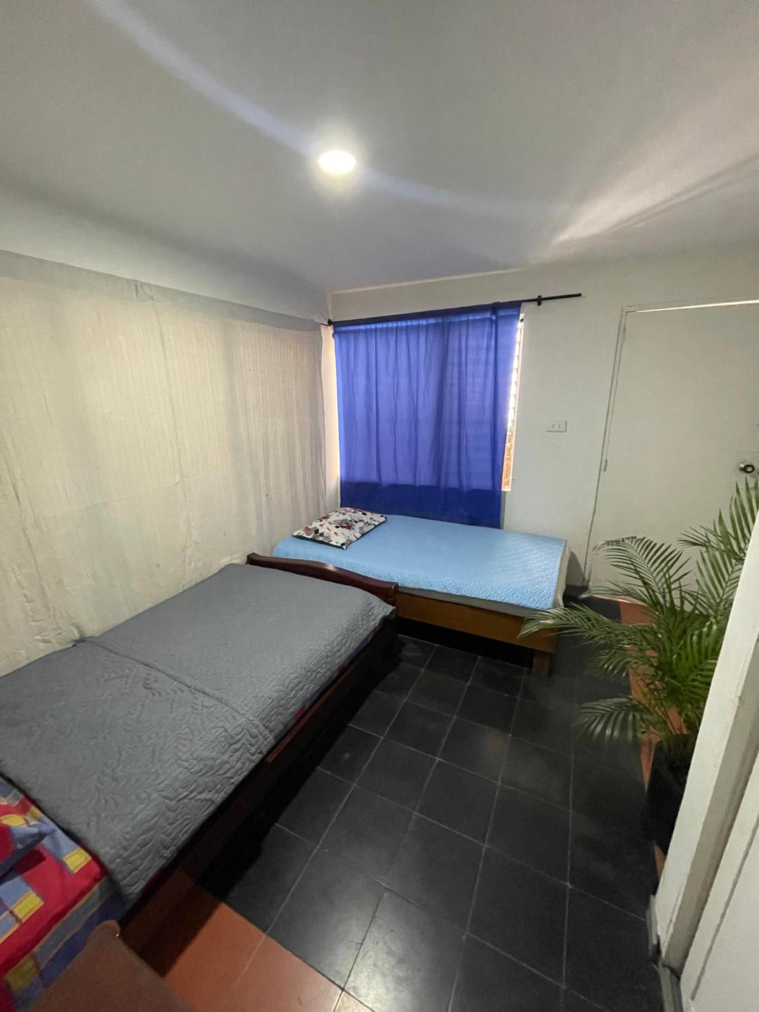 Hostal Casa Las Tias Medellín Exteriér fotografie